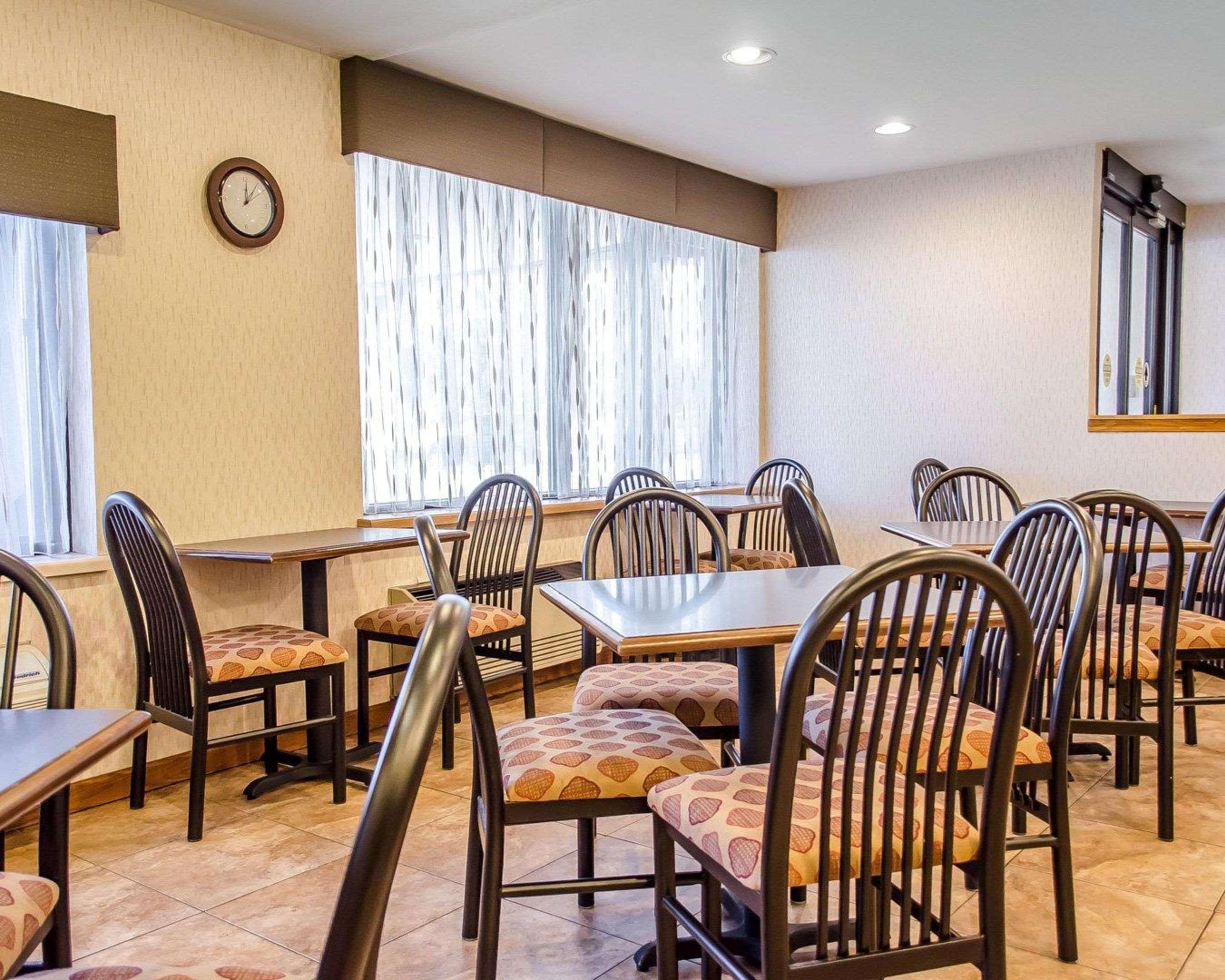 Quality Inn Harrisburg - Hershey Area Bagian luar foto